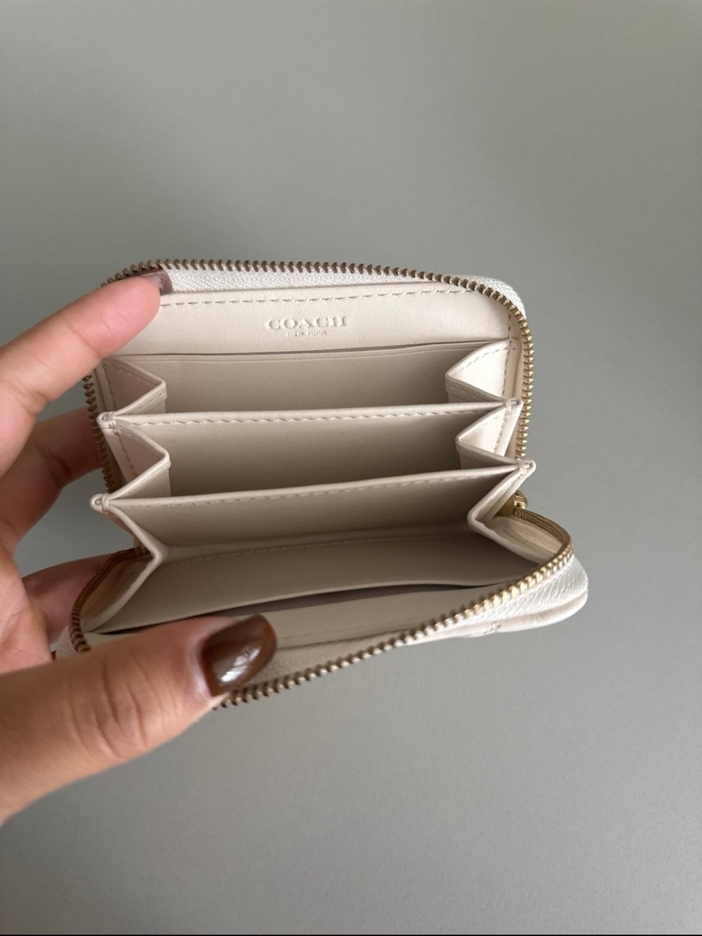 Coach Wallet - Picture 4 of 4